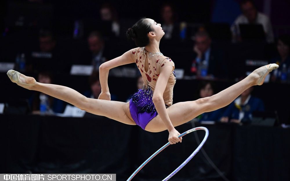 2025年中国足协杯决赛将上演国安 vs 河南之战，国安压力大，河南轻装上阵，两队争夺冠军，势均力敌。